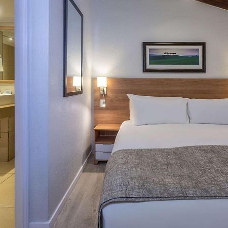 Pine Lake Resort Уайт Ривър Екстериор снимка